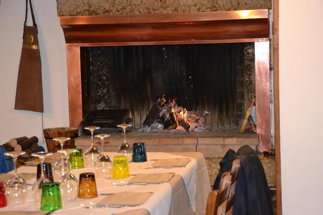 Locanda Al Centrale Caprino Veronese Zewnętrze zdjęcie