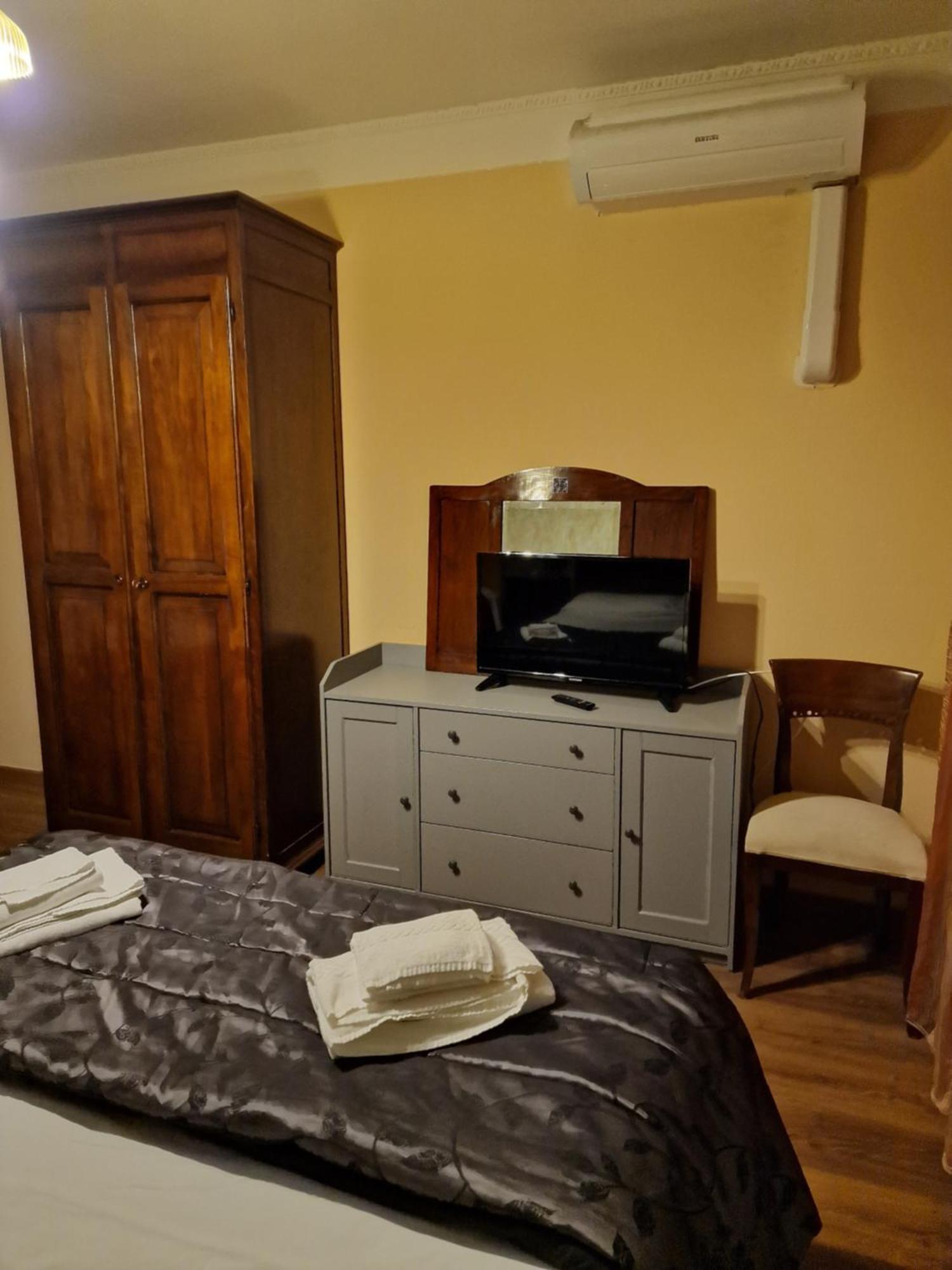 Locanda Al Centrale Caprino Veronese Zewnętrze zdjęcie