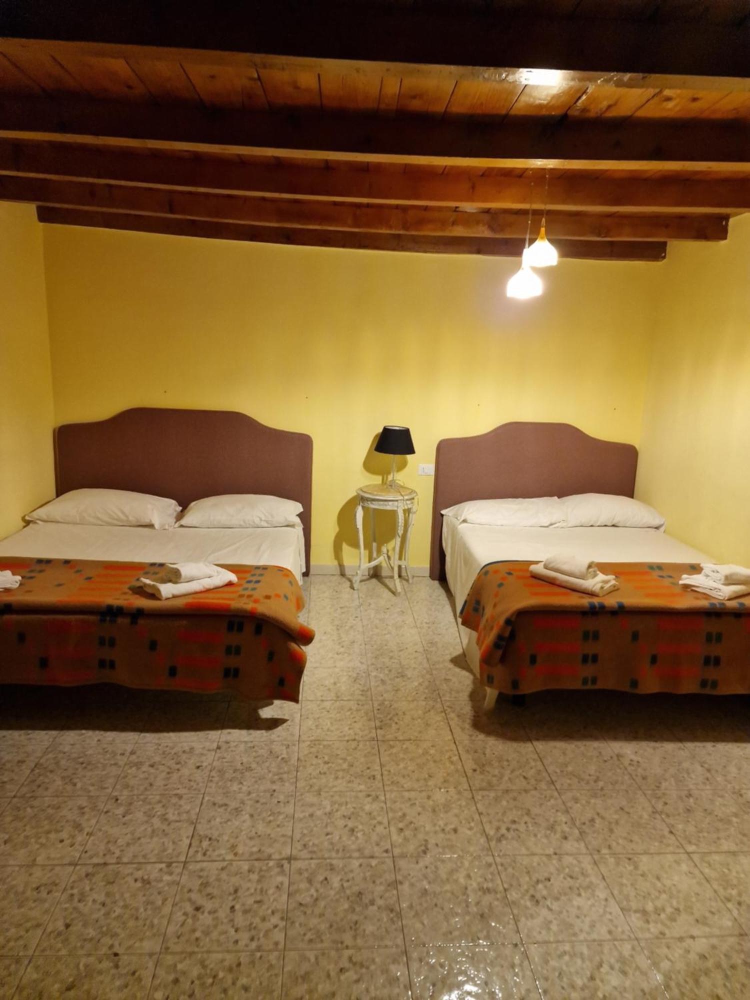 Locanda Al Centrale Caprino Veronese Zewnętrze zdjęcie